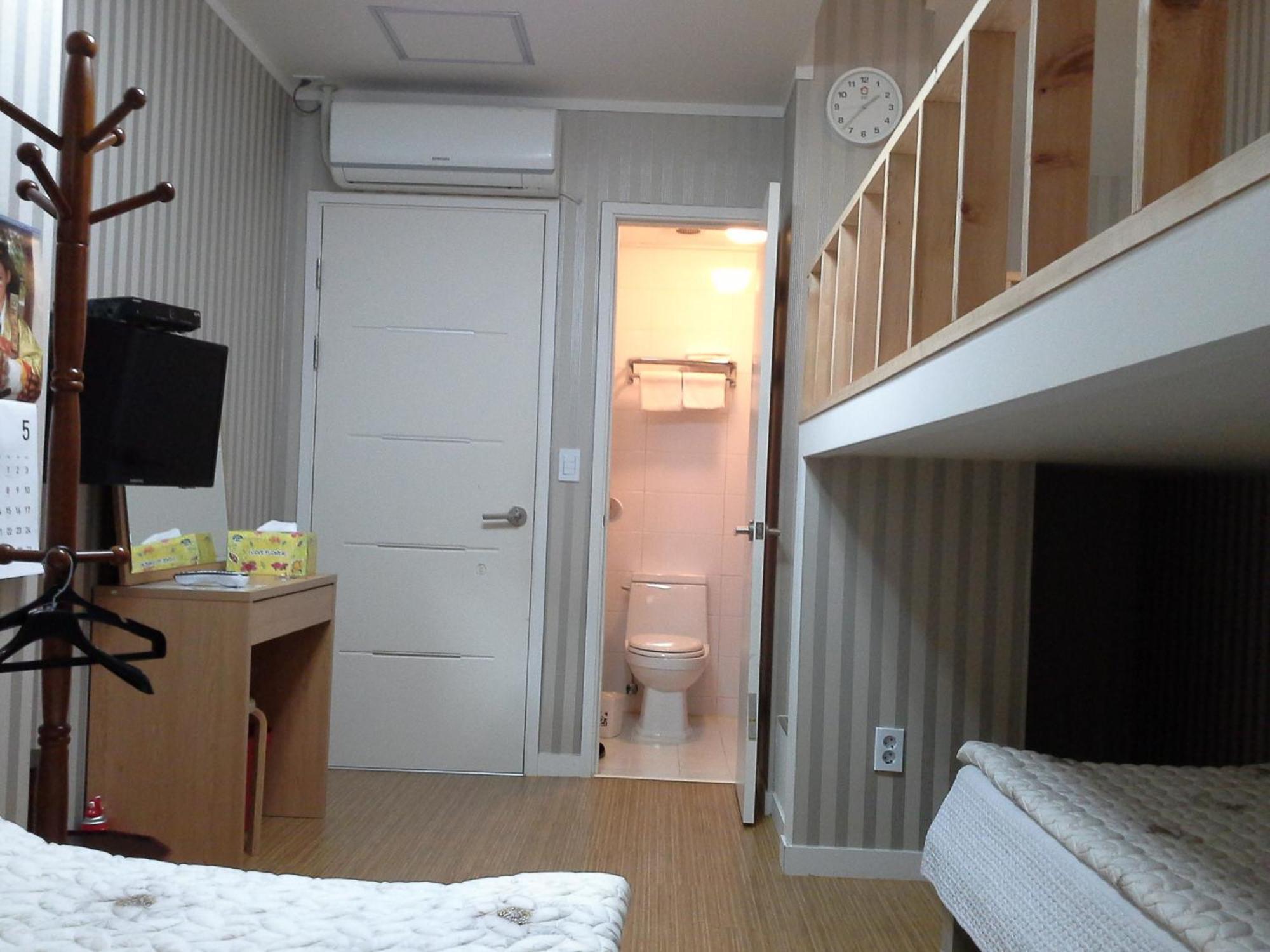 Mama Guesthouse Myeongdong โซล ห้อง รูปภาพ