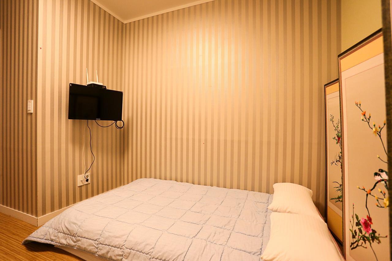 Mama Guesthouse Myeongdong โซล ภายนอก รูปภาพ