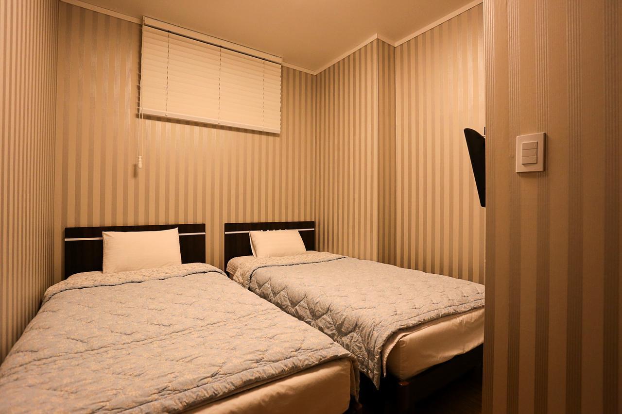 Mama Guesthouse Myeongdong โซล ภายนอก รูปภาพ