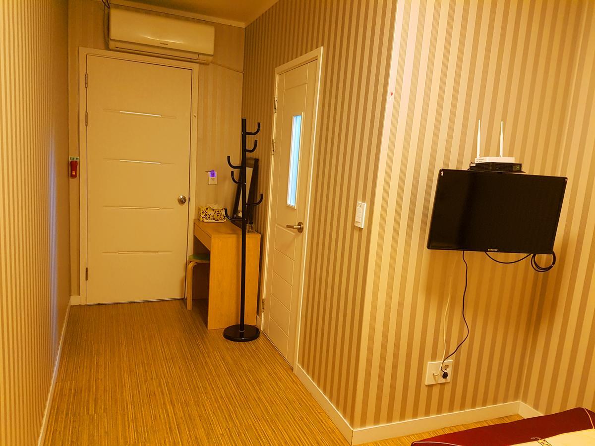 Mama Guesthouse Myeongdong โซล ภายนอก รูปภาพ