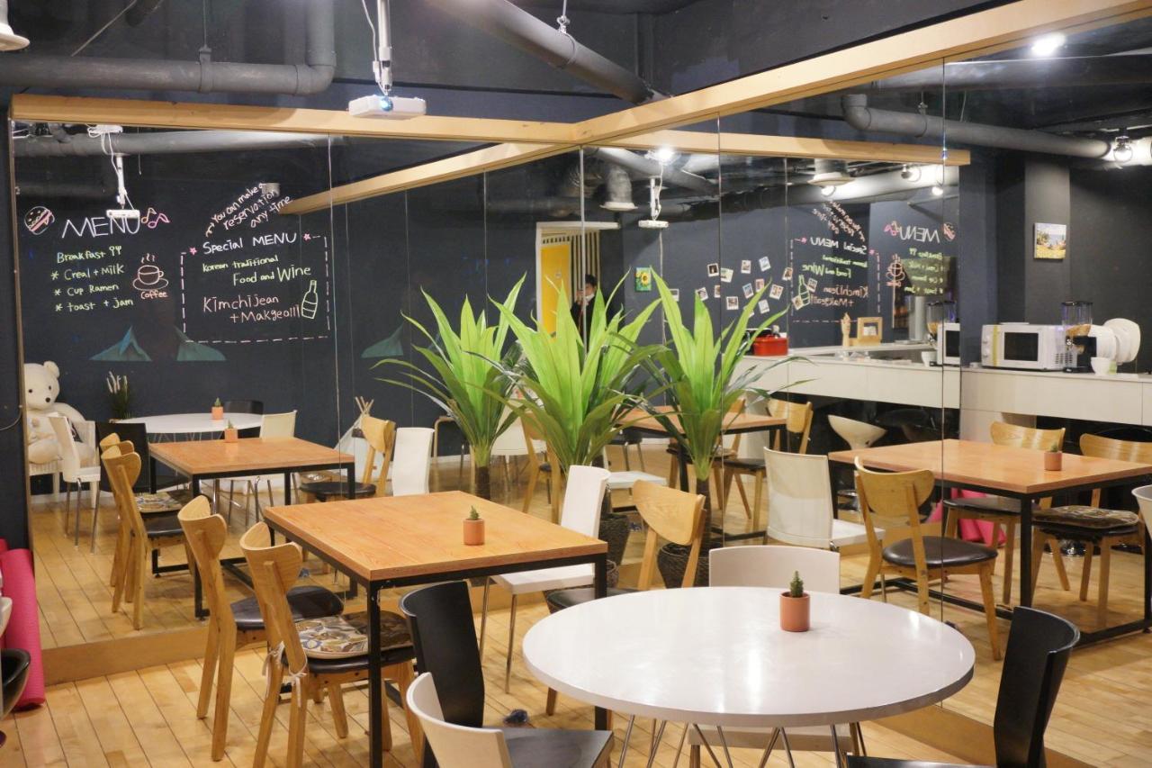 Mama Guesthouse Myeongdong โซล ภายนอก รูปภาพ