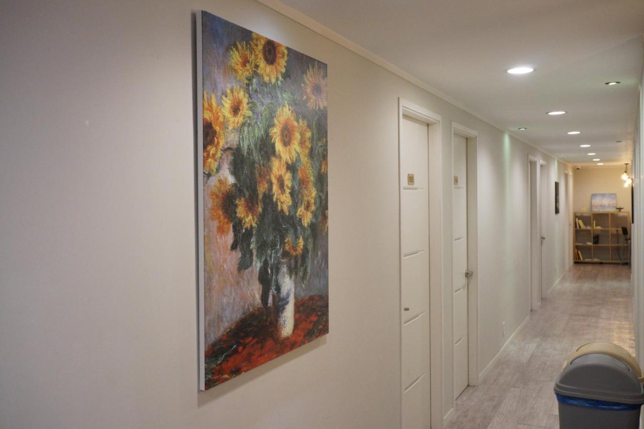 Mama Guesthouse Myeongdong โซล ภายนอก รูปภาพ
