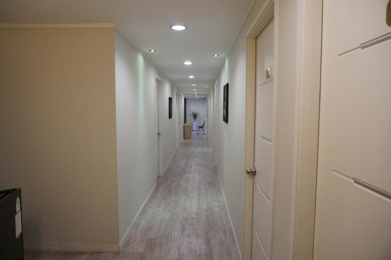 Mama Guesthouse Myeongdong โซล ภายนอก รูปภาพ